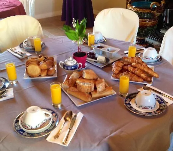 Manoir De La Queue Du Renard Tracy-Bocage