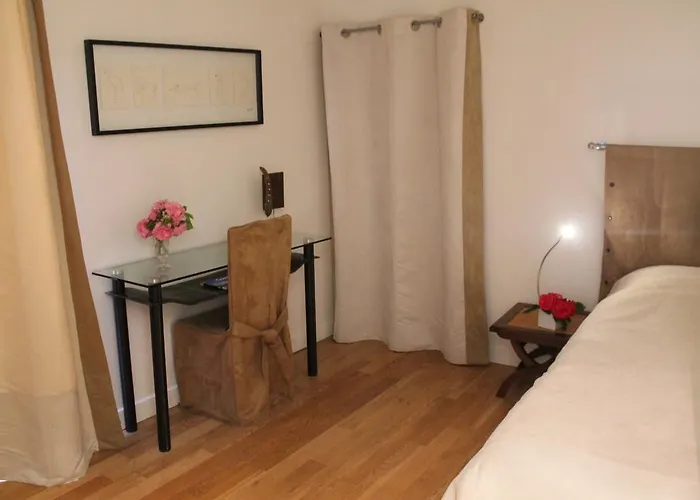 Manoir De La Queue Du Renard